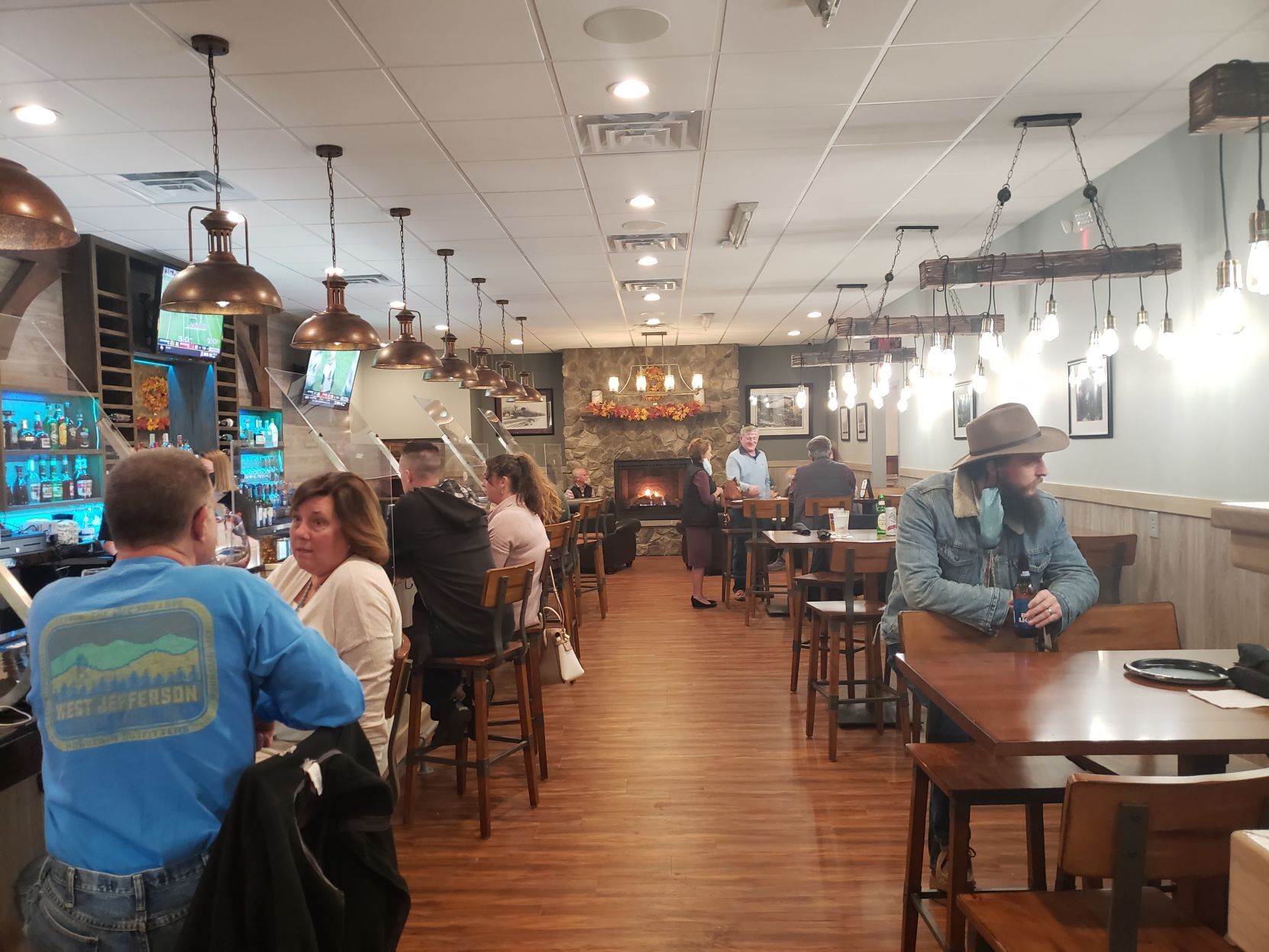 A new Tavern in West Jefferson